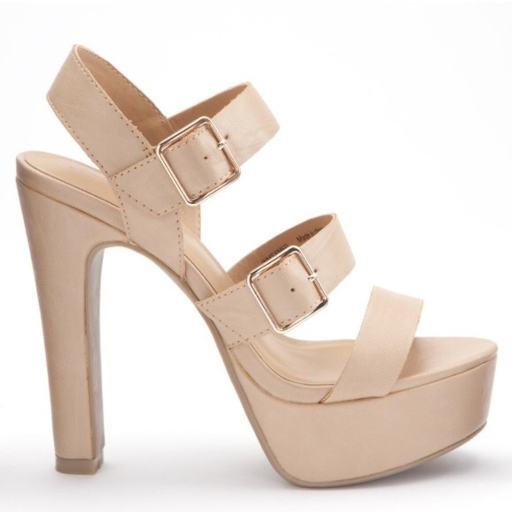 Nude heels 6.5